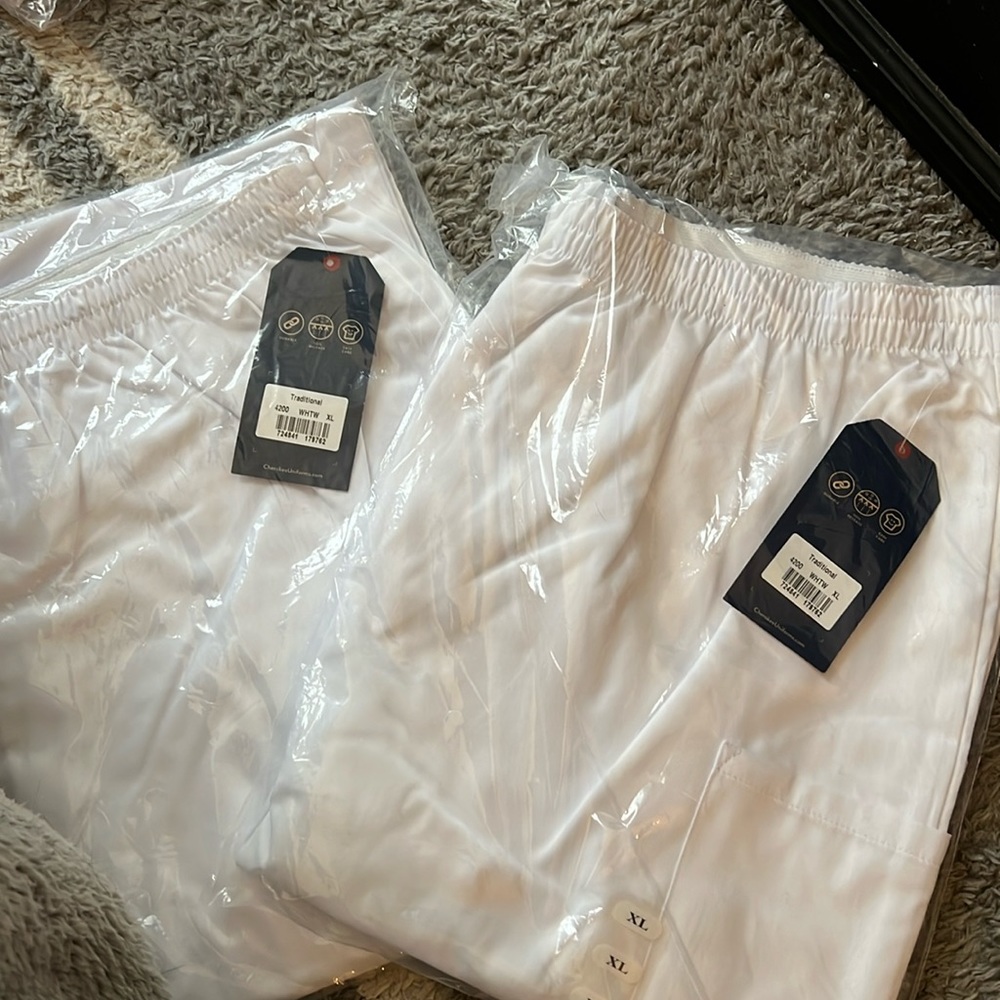 Women’s Straight Leg Scrubs!!! NWT